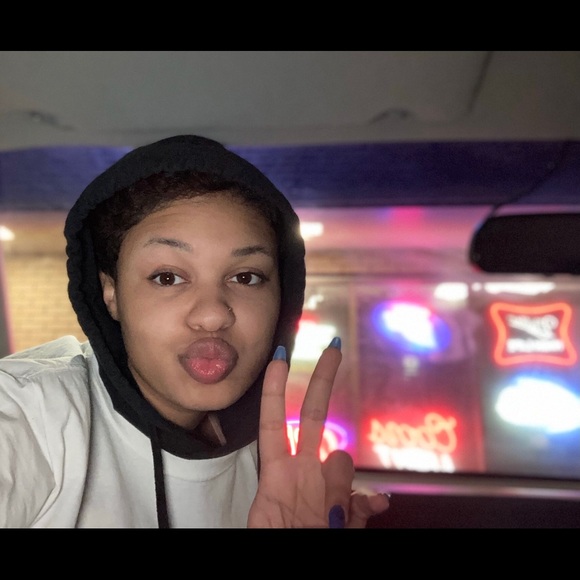 shanilouwho